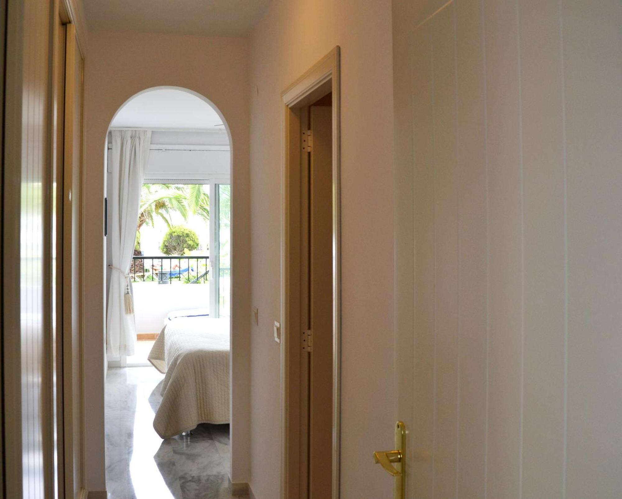 Luxury Garden Apartment - Walking Distance To The Sea Sitio de Calahonda Exteriör bild